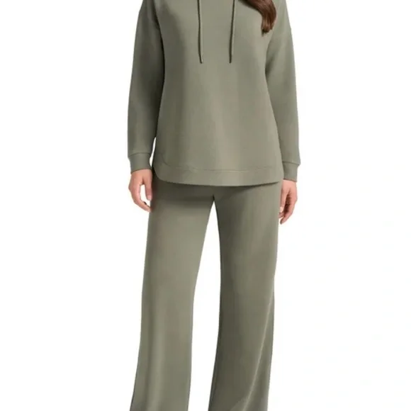 Max & Mia Women's Hoodie Lounge Set of 2 - Picture 2 of 7